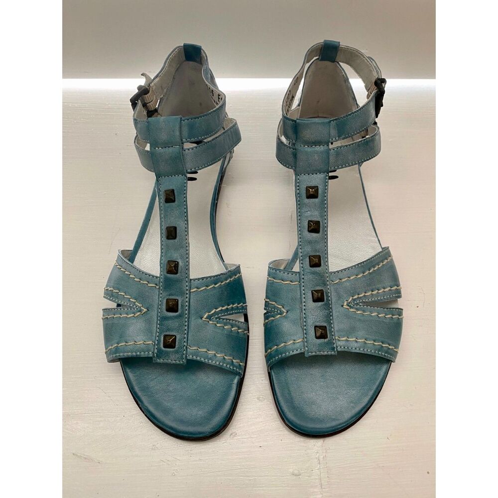 NIB $149 FIDJI Aqua Blue Soft Leather Gladiator Stud Sandals 10